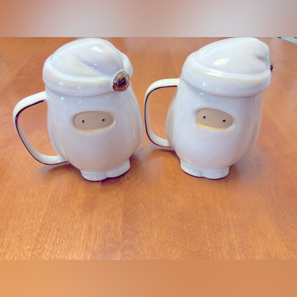 NWT Set of 2 Yeti Mugs with Hat Toppers